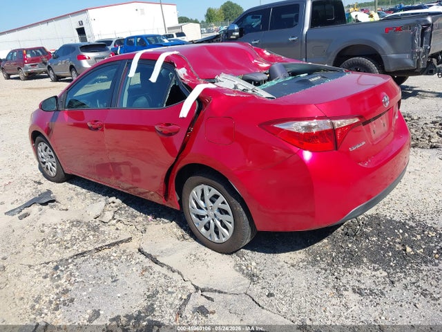 Продажа на аукционе авто 2017 Toyota Corolla Le, vin: 5YFBURHEXHP617571, номер лота: 45960106