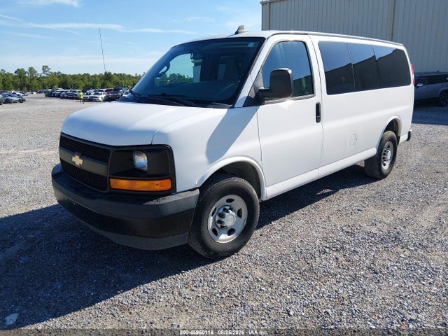 45960116 :رقم المزاد ، 1GNWGEFG9H1288685 vin ، 2017 Chevrolet Express 2500 Ls مزاد بيع