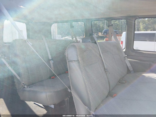 45960116 :رقم المزاد ، 1GNWGEFG9H1288685 vin ، 2017 Chevrolet Express 2500 Ls مزاد بيع