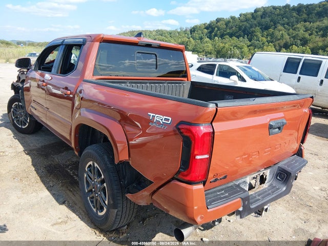 2025 Toyota Tacoma Trd Sport მანქანა იყიდება აუქციონზე, vin: 3TMLB5JN4SM088372, აუქციონის ნომერი: 45960150