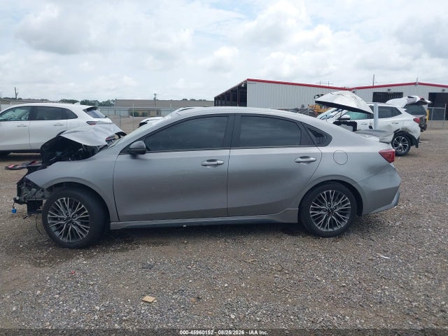 Продажа на аукционе авто 2024 Kia Forte Gt-line, vin: 3KPF54AD3RE773716, номер лота: 45960152