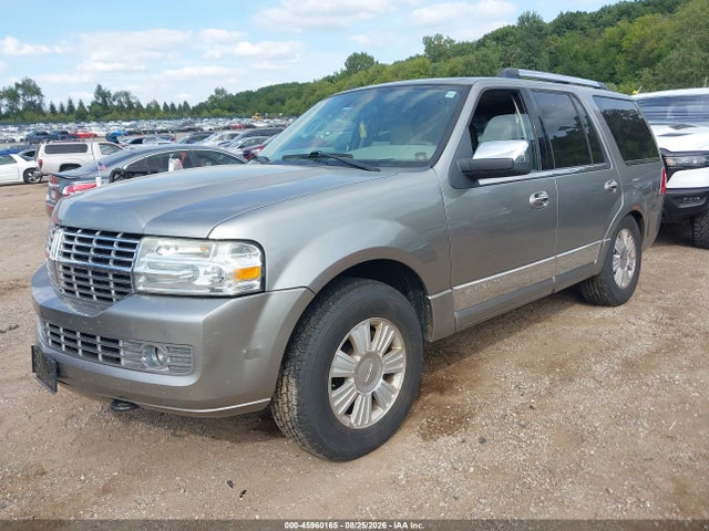 45960165 :رقم المزاد ، 5LMFU28549LJ01167 vin ، 2009 Lincoln Navigator مزاد بيع
