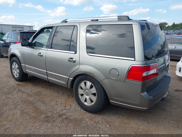 45960165 :رقم المزاد ، 5LMFU28549LJ01167 vin ، 2009 Lincoln Navigator مزاد بيع