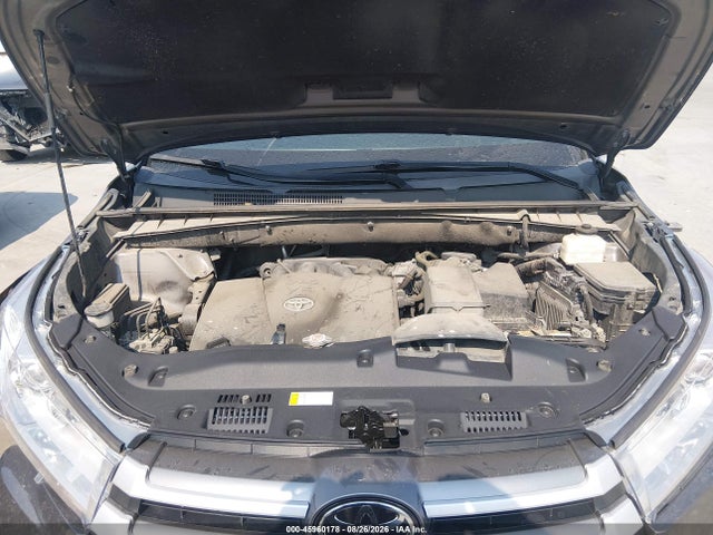 45960178 :رقم المزاد ، 5TDJZRFH1KS618505 vin ، 2019 Toyota Highlander Xle مزاد بيع