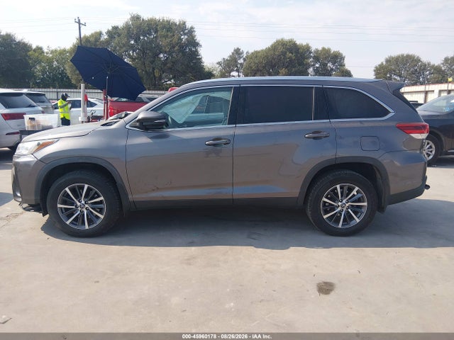45960178 :رقم المزاد ، 5TDJZRFH1KS618505 vin ، 2019 Toyota Highlander Xle مزاد بيع