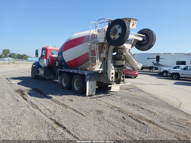 45960190 :رقم المزاد ، 1M2GR2GC3MM020771 vin ، 2021 Mack Granite Cement Truck مزاد بيع