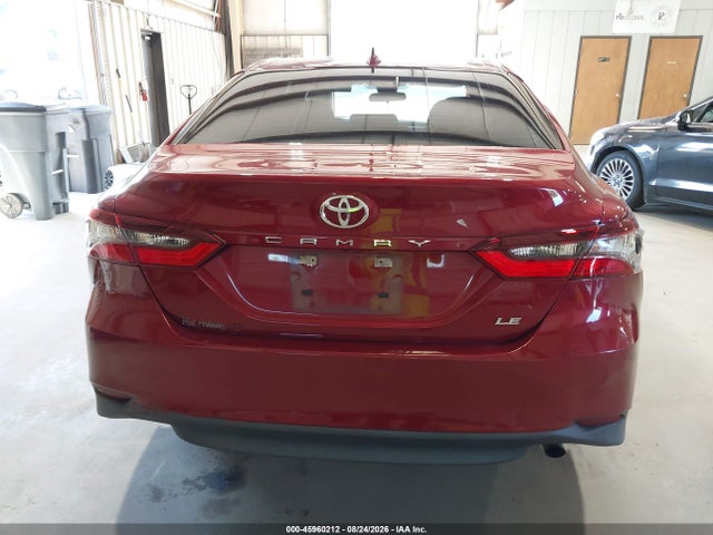 Продаж на аукціоні авто 2022 Toyota Camry Le, vin: 4T1C11AKXNU675981, номер лоту: 45960212
