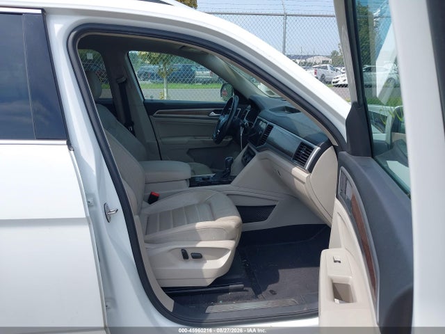 45960216 :رقم المزاد ، 1V2NR2CA8KC576088 vin ، 2019 Volkswagen Atlas 3.6l V6 Sel Premium مزاد بيع