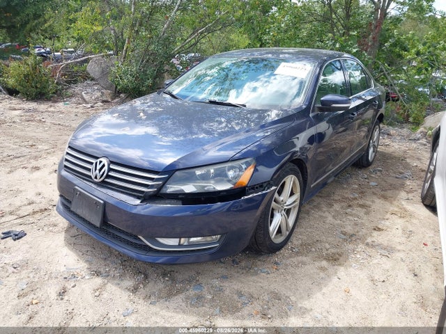 2015 Volkswagen Passat 1.8t Se მანქანა იყიდება აუქციონზე, vin: 1VWBS7A34FC025203, აუქციონის ნომერი: 45960229