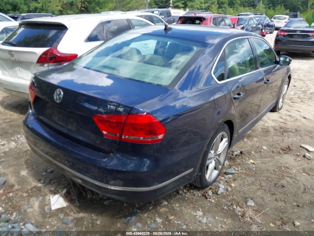 2015 Volkswagen Passat 1.8t Se მანქანა იყიდება აუქციონზე, vin: 1VWBS7A34FC025203, აუქციონის ნომერი: 45960229