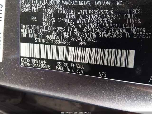 45960233 :رقم المزاد ، 5TDYK3DC4BS044828 vin ، 2011 Toyota Sienna Limited V6 مزاد بيع