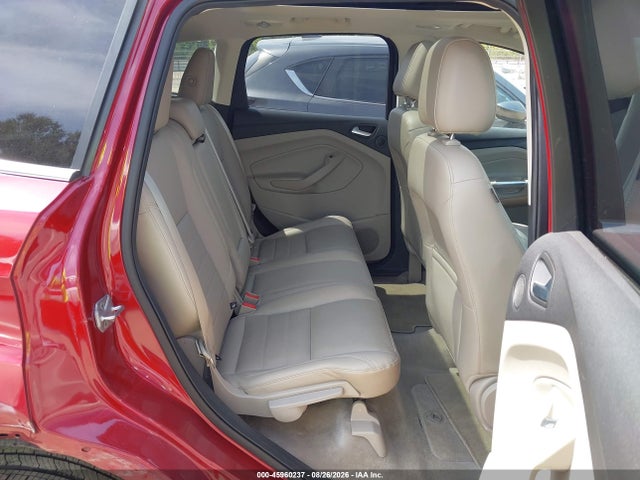 45960237 :رقم المزاد ، 1FMCU0GX7EUB22421 vin ، 2014 Ford Escape Se مزاد بيع