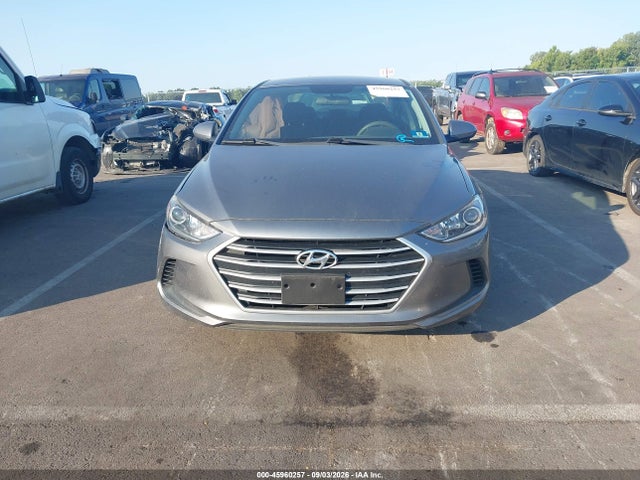 Продажа на аукционе авто 2018 Hyundai Elantra Sel, vin: 5NPD84LF1JH369486, номер лота: 45960257