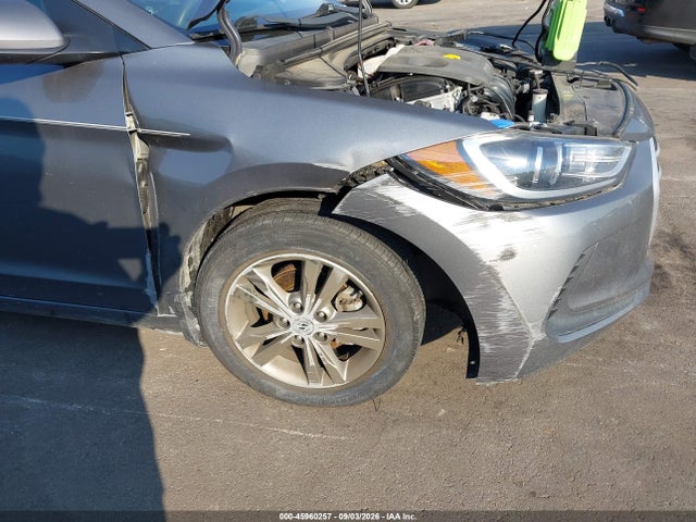 Продажа на аукционе авто 2018 Hyundai Elantra Sel, vin: 5NPD84LF1JH369486, номер лота: 45960257