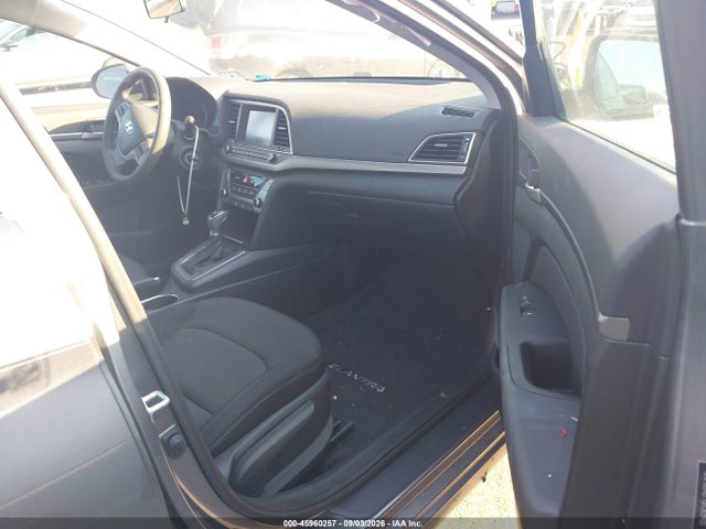 Продажа на аукционе авто 2018 Hyundai Elantra Sel, vin: 5NPD84LF1JH369486, номер лота: 45960257