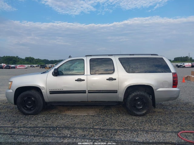 Продаж на аукціоні авто 2010 Chevrolet Suburban 1500 Ls, vin: 1GNUKHE31AR216828, номер лоту: 45960272