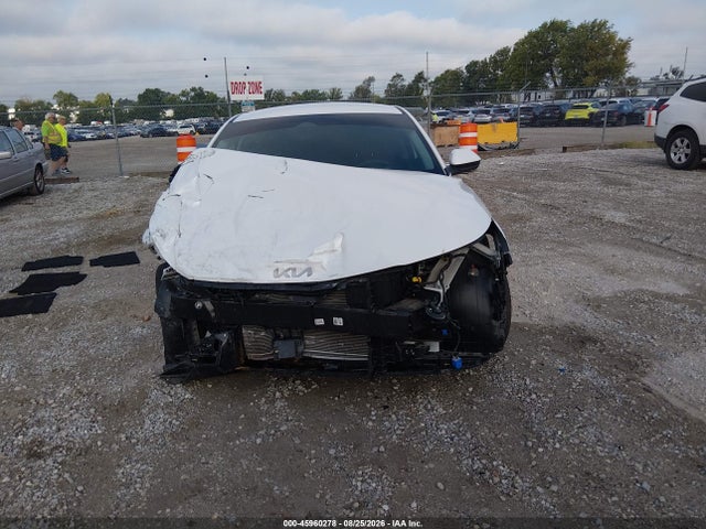 2025 Kia K4 Lxs მანქანა იყიდება აუქციონზე, vin: 3KPFT4DE3SE135160, აუქციონის ნომერი: 45960278