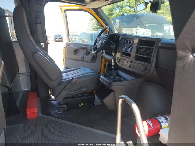 2012 Gmc Savana Cutaway 4500 Series Diesel მანქანა იყიდება აუქციონზე, vin: 1GD675BL5C1118274, აუქციონის ნომერი: 45960281