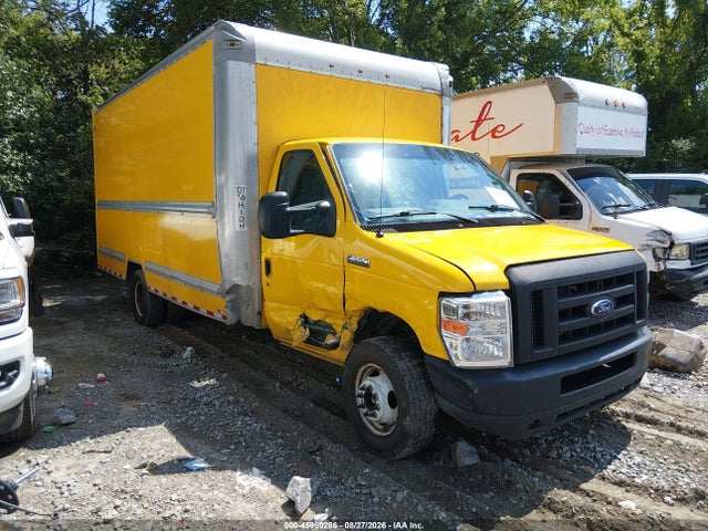 2019 Ford E-350 Cutaway მანქანა იყიდება აუქციონზე, vin: 1FDWE3FS5KDC15452, აუქციონის ნომერი: 45960286
