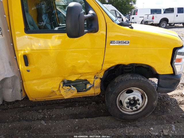 2019 Ford E-350 Cutaway მანქანა იყიდება აუქციონზე, vin: 1FDWE3FS5KDC15452, აუქციონის ნომერი: 45960286