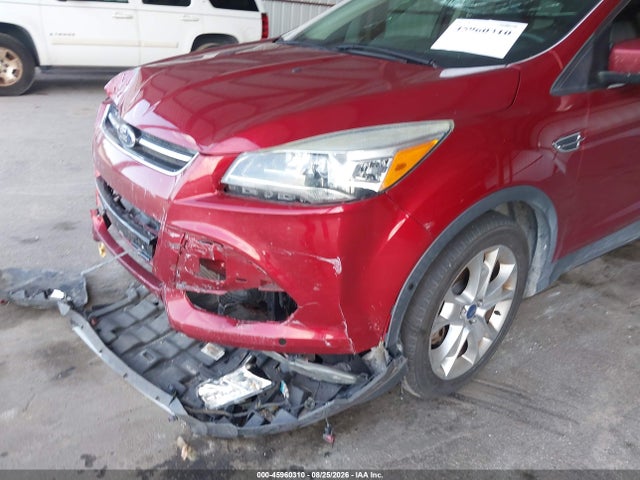 45960310 :رقم المزاد ، 1FMCU0J98FUC60593 vin ، 2015 Ford Escape Titanium مزاد بيع
