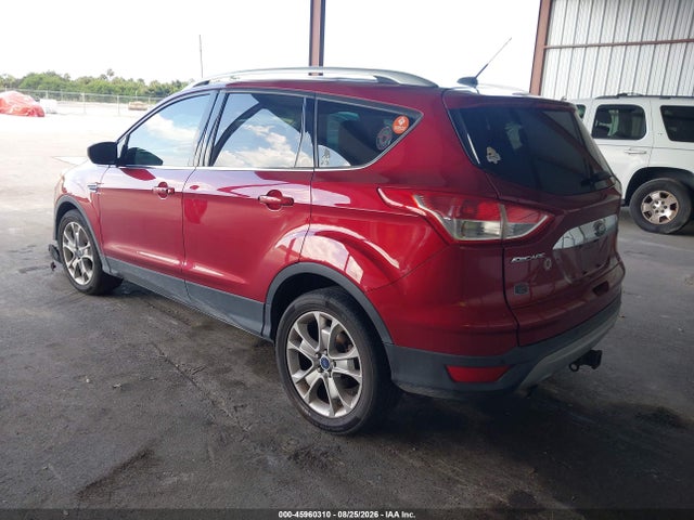 45960310 :رقم المزاد ، 1FMCU0J98FUC60593 vin ، 2015 Ford Escape Titanium مزاد بيع