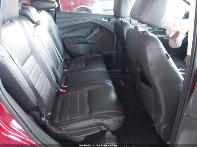 45960310 :رقم المزاد ، 1FMCU0J98FUC60593 vin ، 2015 Ford Escape Titanium مزاد بيع
