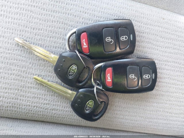 45960323 :رقم المزاد ، KNDMB233566039590 vin ، 2006 Kia Sedona Ex/lx مزاد بيع
