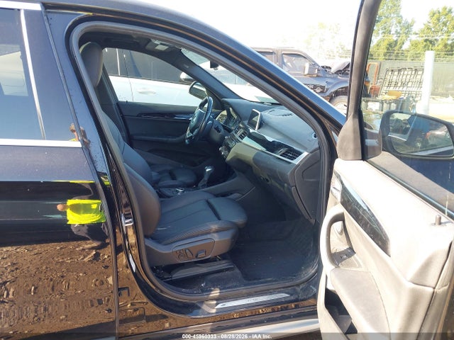 Продаж на аукціоні авто 2018 Bmw X1 Xdrive28i, vin: WBXHT3C38J5K30698, номер лоту: 45960333