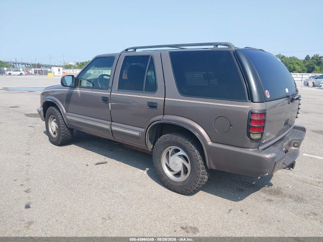 45960349 :رقم المزاد ، 1GNDT13WXY2284582 vin ، 2000 Chevrolet Blazer مزاد بيع