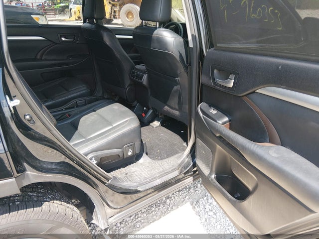 2014 Toyota Highlander Xle V6 მანქანა იყიდება აუქციონზე, vin: 5TDJKRFH3ES056616, აუქციონის ნომერი: 45960353
