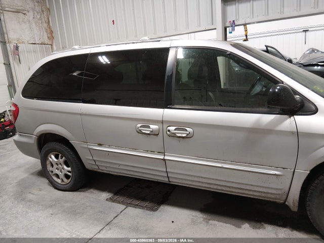 2002 Chrysler Town & Country Limited მანქანა იყიდება აუქციონზე, vin: 2C8GT64L42R696981, აუქციონის ნომერი: 45960363