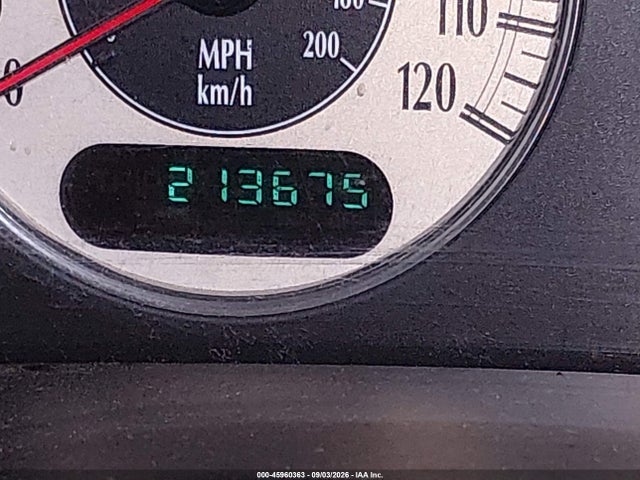 2002 Chrysler Town & Country Limited მანქანა იყიდება აუქციონზე, vin: 2C8GT64L42R696981, აუქციონის ნომერი: 45960363