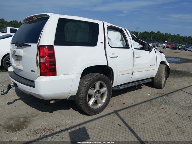 Продажа на аукционе авто 2011 Chevrolet Tahoe Lt, vin: 1GNSKBE06BR225083, номер лота: 45960366
