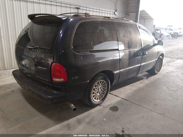 Продажа на аукционе авто 1998 Chrysler Town & Country Lxi, vin: 1C4GP64L5WB643636, номер лота: 45960368