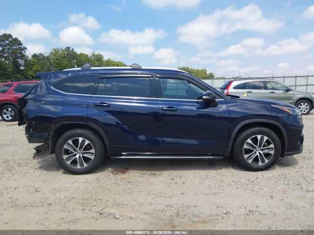 2022 Toyota Highlander Xle მანქანა იყიდება აუქციონზე, vin: 5TDGZRAH4NS137699, აუქციონის ნომერი: 45960378