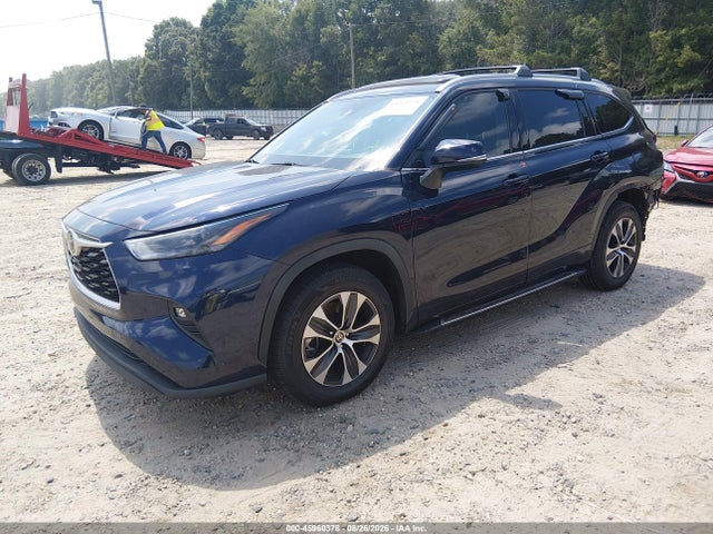 2022 Toyota Highlander Xle მანქანა იყიდება აუქციონზე, vin: 5TDGZRAH4NS137699, აუქციონის ნომერი: 45960378