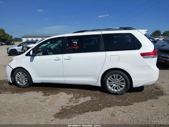 Продажа на аукционе авто 2013 Toyota Sienna Xle V6 8 Passenger, vin: 5TDYK3DC4DS335185, номер лота: 45960419
