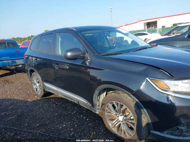 Продаж на аукціоні авто 2017 Mitsubishi Outlander Es, vin: JA4AD2A35HZ046020, номер лоту: 45960441