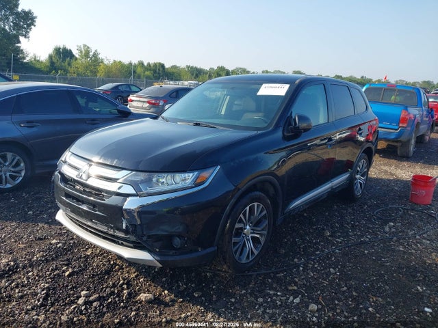 Продаж на аукціоні авто 2017 Mitsubishi Outlander Es, vin: JA4AD2A35HZ046020, номер лоту: 45960441