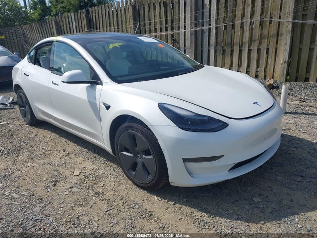 Продажа на аукционе авто 2021 Tesla Model 3 Standard Range Plus Rear-wheel Drive, vin: 5YJ3E1EA1MF030072, номер лота: 45960472