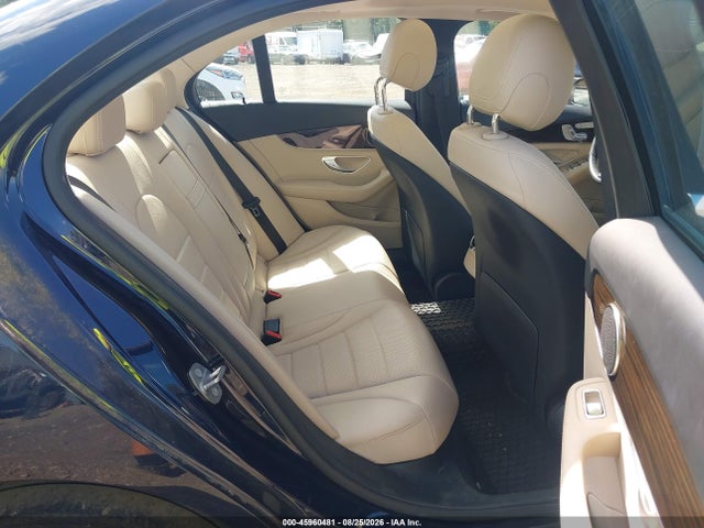 Продажа на аукционе авто 2018 Mercedes-benz C 300 4matic, vin: WDDWF4KB5JR354758, номер лота: 45960481
