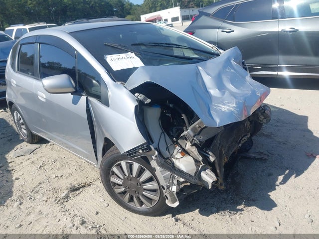 45960490 :رقم المزاد ، JHMGE8H39DC066157 vin ، 2013 Honda Fit مزاد بيع