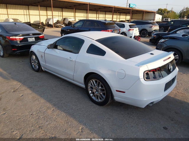 45960496 :رقم المزاد ، 1ZVBP8AMXE5326559 vin ، 2014 Ford Mustang V6 Premium مزاد بيع