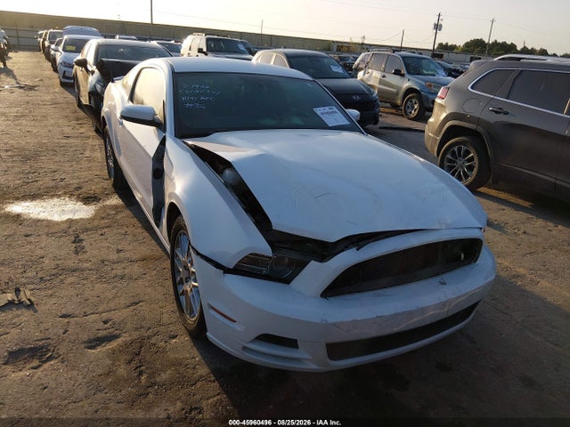 45960496 :رقم المزاد ، 1ZVBP8AMXE5326559 vin ، 2014 Ford Mustang V6 Premium مزاد بيع