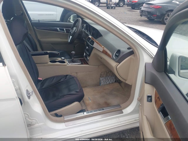 Aukcja sprzedaży 2012 Mercedes-benz C 300 Sport 4matic, vin: WDDGF8BB9CR201248, numer aukcji: 45960504