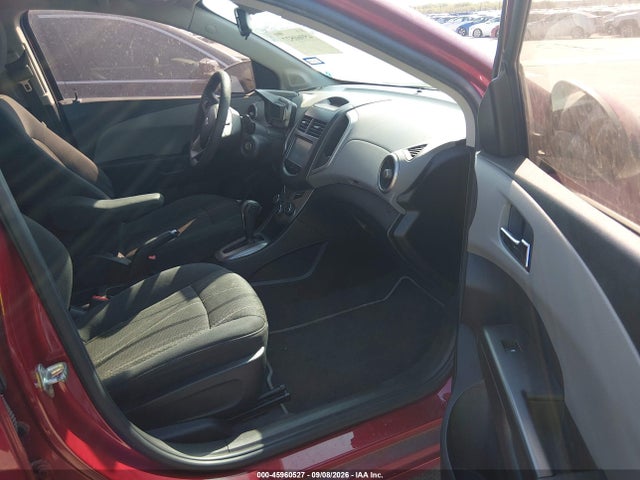 Chevrolet Sonic Lt Auto 2014 1G1JC6SB3E4234655 Image 5