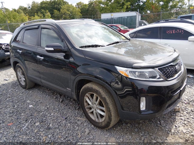 Auction sale of the 2014 Kia Sorento Lx, vin: 5XYKTCA69EG525791, lot number: 45960537