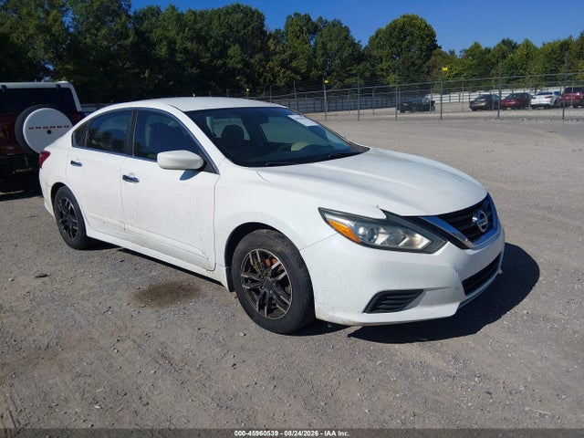 Продажа на аукционе авто 2016 Nissan Altima 2.5 S, vin: 1N4AL3AP2GC110510, номер лота: 45960539