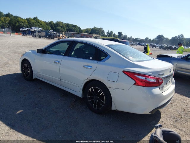 Продаж на аукціоні авто 2016 Nissan Altima 2.5 S, vin: 1N4AL3AP2GC110510, номер лоту: 45960539